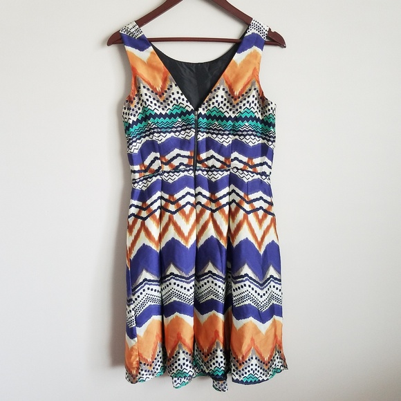 Isabel and Nina Tribal Patterned Dress size 4 - Picture 2 of 3